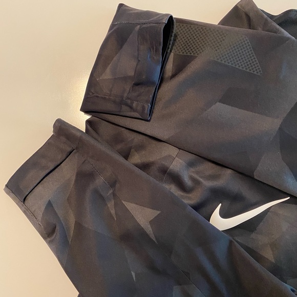 Nike Aeroshield Running Soccer Jacket Coat - Picture 5 of 6